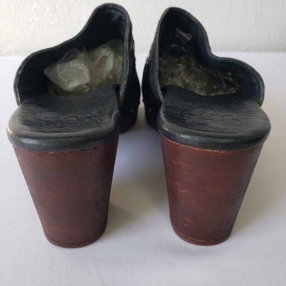 UGG Abbie Womens Black Leather Studded Wooded Clogs Size US 10 Sherpa Lined Mule - Picture 5 of 13